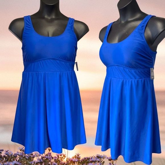 Torrid Blue Active Wireless Scoop Back One Piece Swimsuit Size 2 2XL NWT - Picture 3 of 12